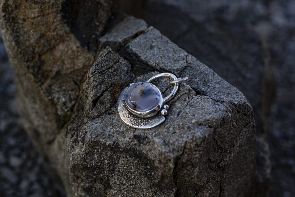 Nao création pendentifs argent plante